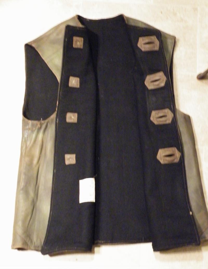 Scarce WW2 Lether Jerkin Camouflage Pattern. — image 3