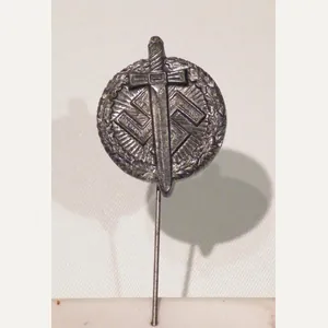 1930's German NSKOV Pin.