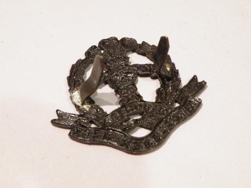 WW2 Era Middlesex Regiment Officers Cap Badge. — image 2