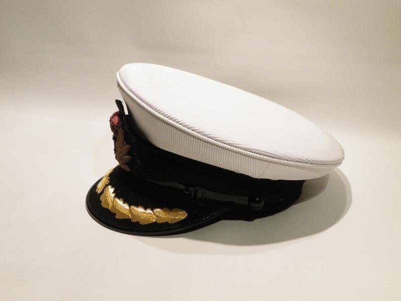 QEII Royal Navy Captain's Dress Cap. — image 2