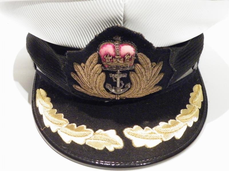 QEII Royal Navy Captain's Dress Cap. — image 3