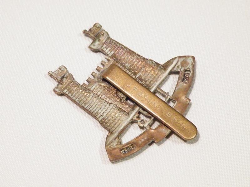 Loyal Suffolk Hussars Cap Badge. — image 2