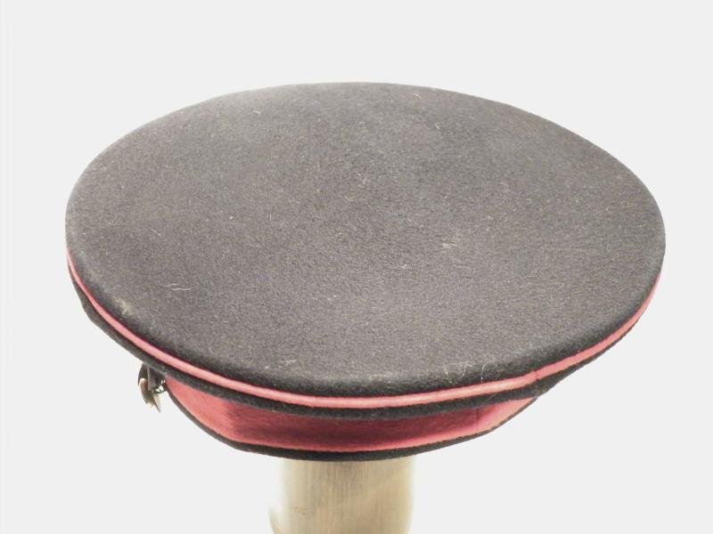 QEII Royal Anglian Regiment Dress Cap. — image 3