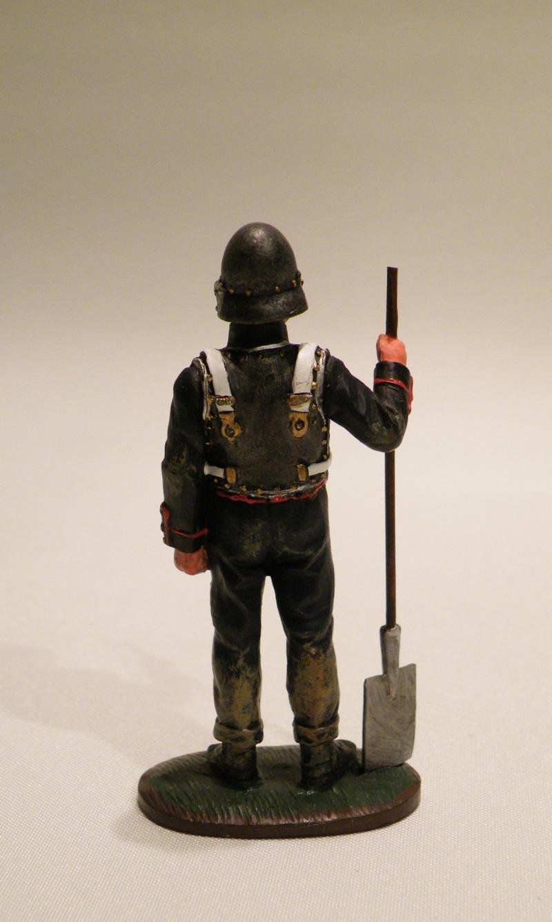 Two Vintage Del Prado Painted Die Cast Pieces – British Cannon — image 5