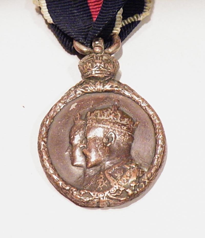Rare Bronze Edward VII Coronation Medal 1902 — image 2