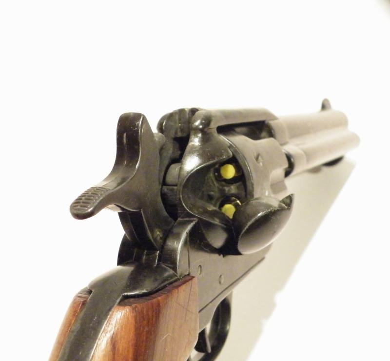 Vintage Blank Firing Colt 42 Revolver. — image 3