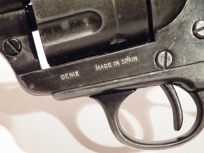 Vintage Blank Firing Colt 42 Revolver. — image 6