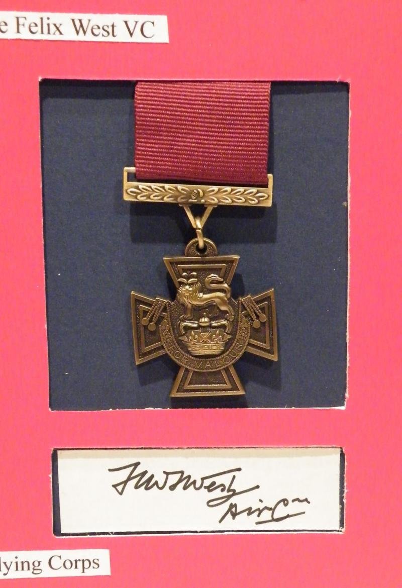 Rare Original Signature of Ferdinand M F West VC RFC. — image 4