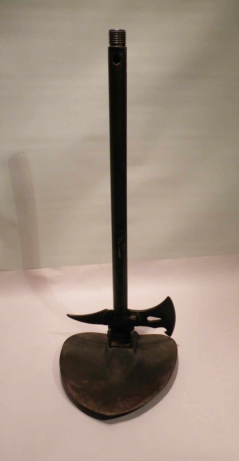 Early 20th Century ACROW Entrenching Multi Tool — image 7