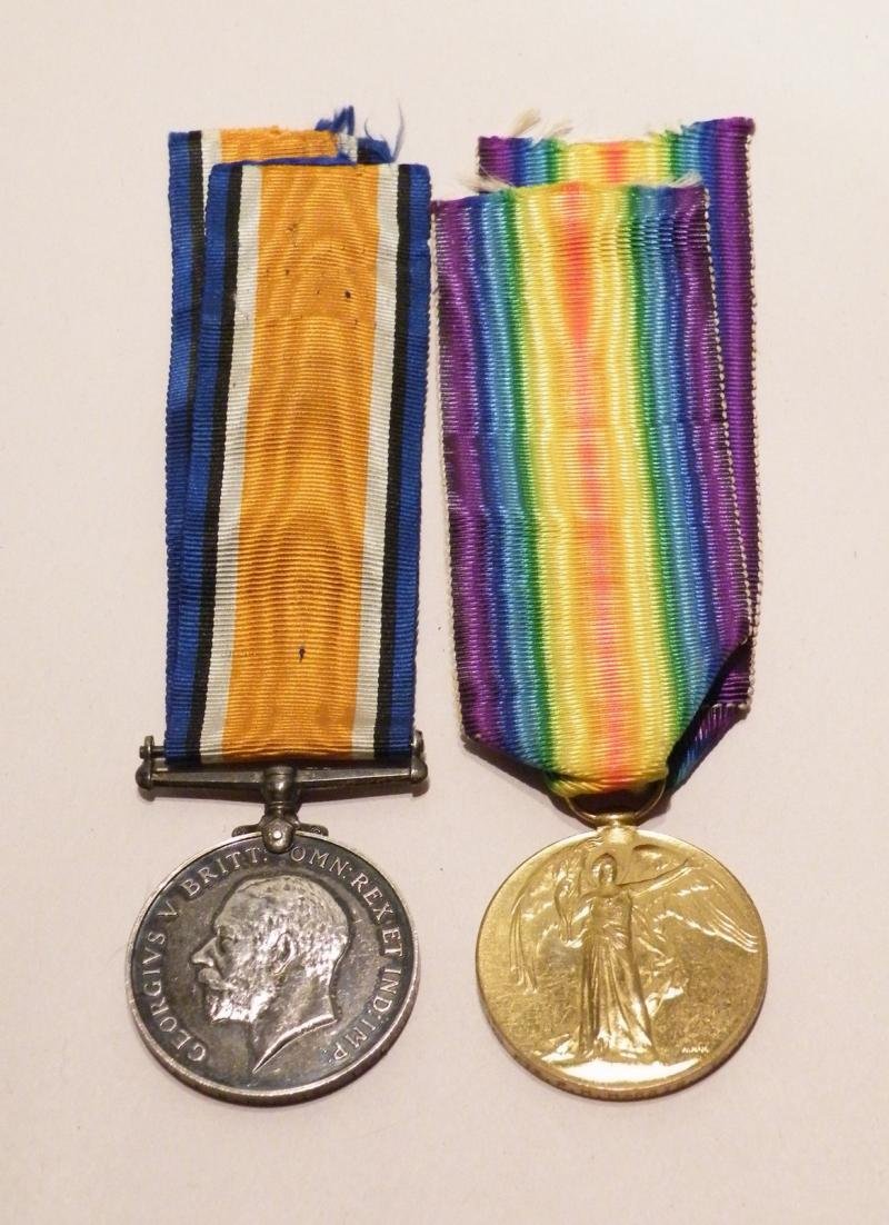 WW1 & WW2 Family Medals to Harris London Irish & RAF. — image 2