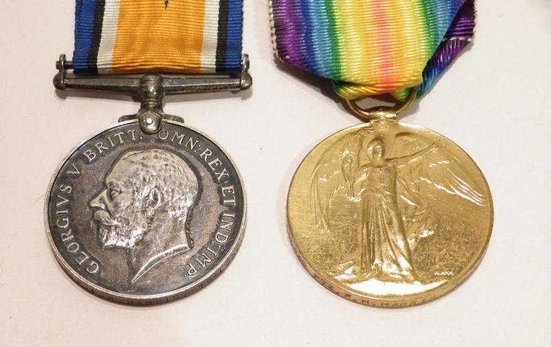 WW1 & WW2 Family Medals to Harris London Irish & RAF. — image 3
