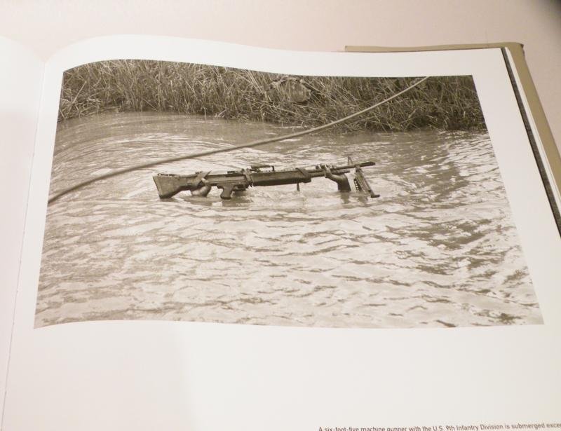 Book – Vietnam The Real War a Photographic History — image 6