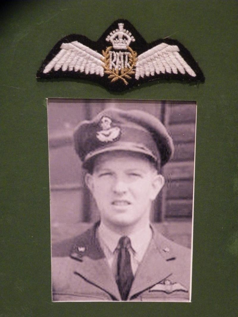 Original Signature of Dennis David – Battle of Britain Pilot. — image 2