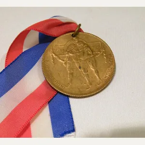 Scarce WW1 Era Anglo Indian 1914-19 Peace Medal