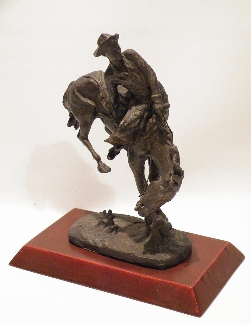 Bronze Sculpture 'The Outlaw' Frederick Reminigton. — image 2