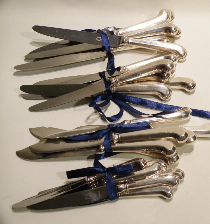 Stunning Butler of Sheffield A1 Plate set of Cutlery Pistol Grip & Rat Tail — image 4