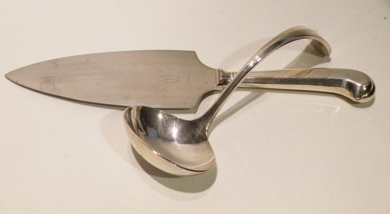 Stunning Butler of Sheffield A1 Plate set of Cutlery Pistol Grip & Rat Tail — image 5