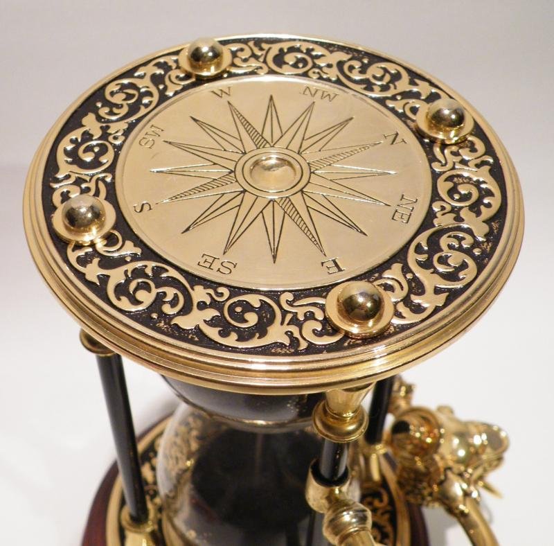 Vintage Franklin Mint – The Discovery Hourglass — image 5