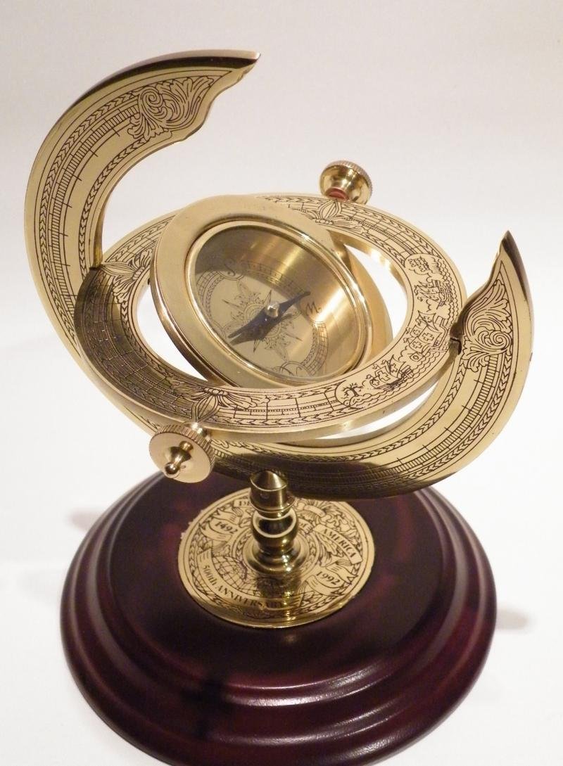 Vintage Franklin Mint – The Discovery Compass — image 3