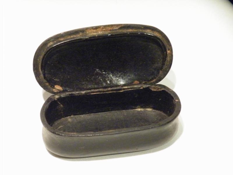 Georgian Paper mâché Snuff Box. — image 2