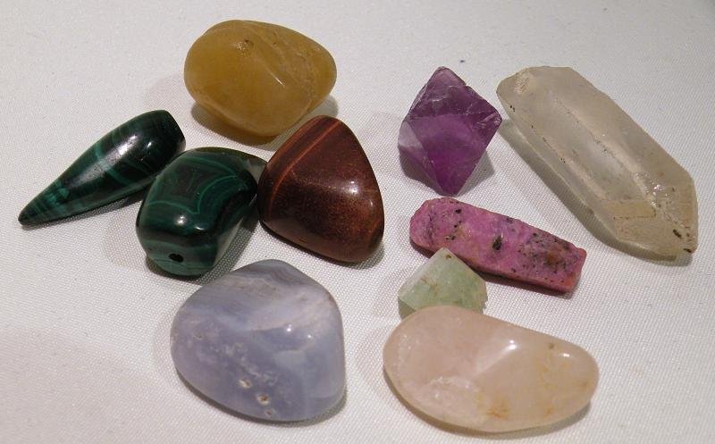 Quantity of Cut and Polished Gemstones. — image 2