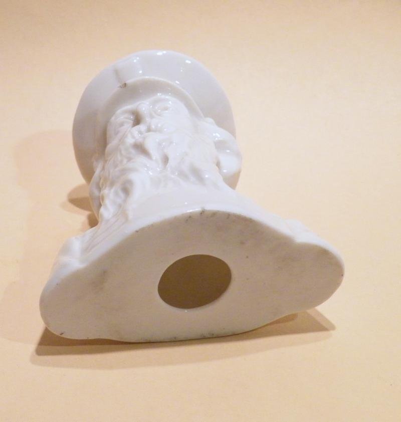 Antique Glazed White Porcelain Bust of William Booth Salvation Army — image 3