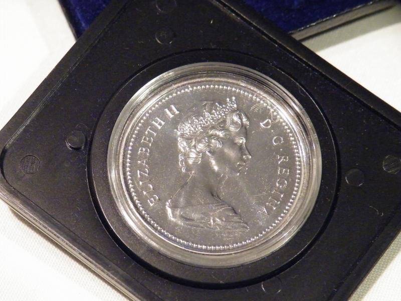 Boxed 1975 Canadian Dollar Coin — image 3
