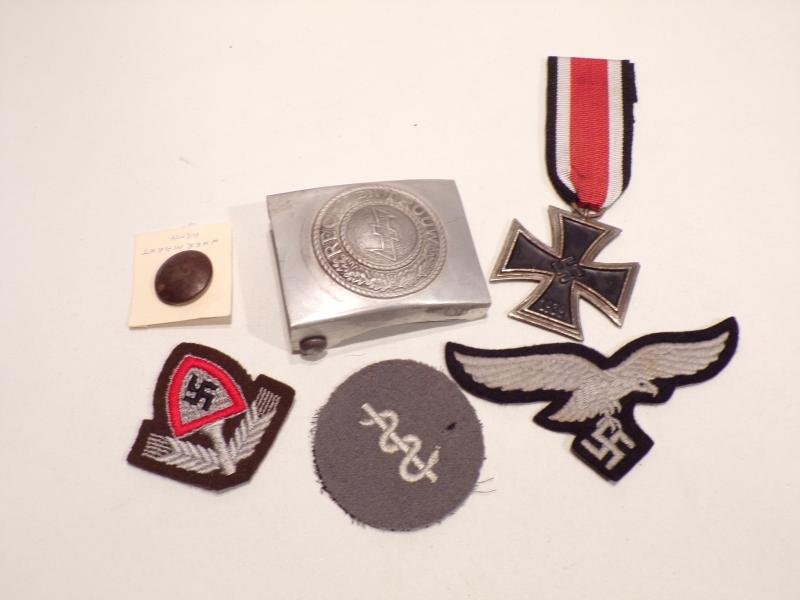Various Reproduction WW2 German Militaria. — image 3