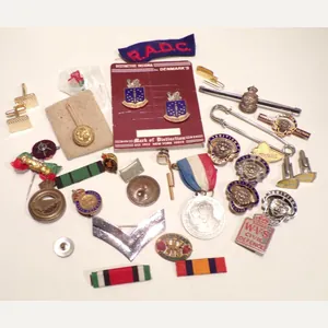 Large Collection of Vintage Badges, Brooches etc