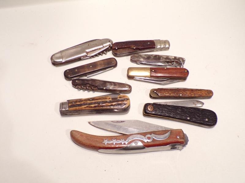 10 Vintage Folding Knives. — image 5