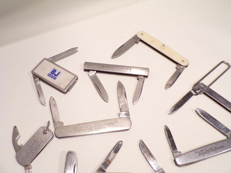 14 Vintage Advertising Knives. — image 2