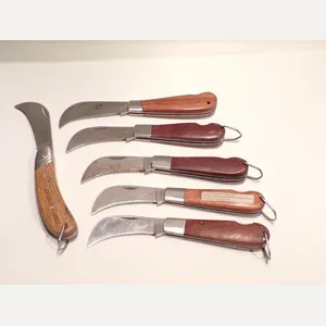 6 Vintage Pruning Knives.