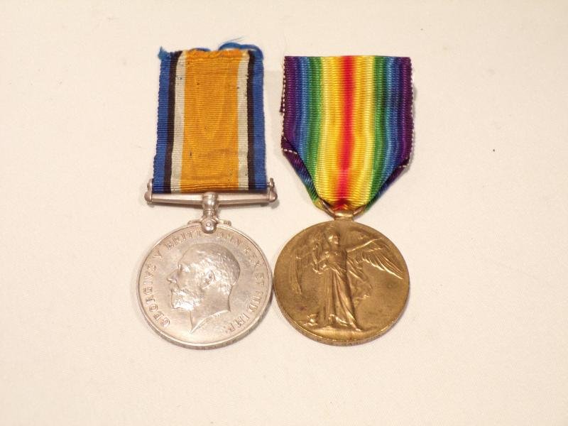 WW1 Medal pair to Garlick Royal Fusiliers. — image 2