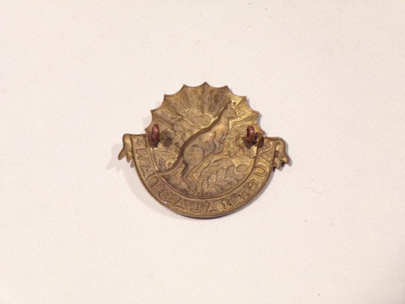 Kings Colonials C Australasian Squadron Cap Badge — image 2