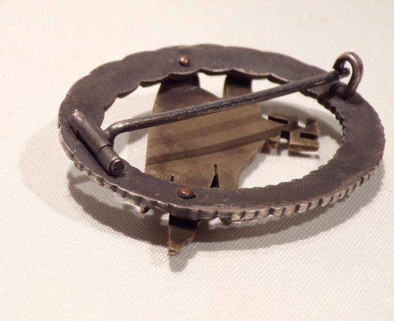 WW2 German Luftwaffe Paratroopers Badge by Brüder Schneider. — image 7