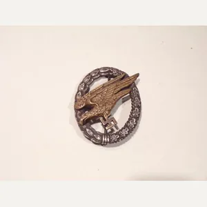 WW2 German Luftwaffe Paratroopers Badge by Brüder Schneider.