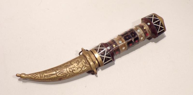 Small Vintage Majdali Jambiya Knife. — image 2