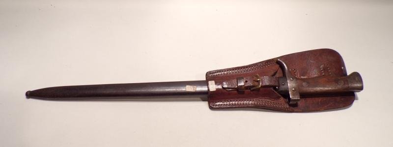 WW1 Era French M1892 Mk2 Mannlicher Berthier Bayonet & Frog. — image 2