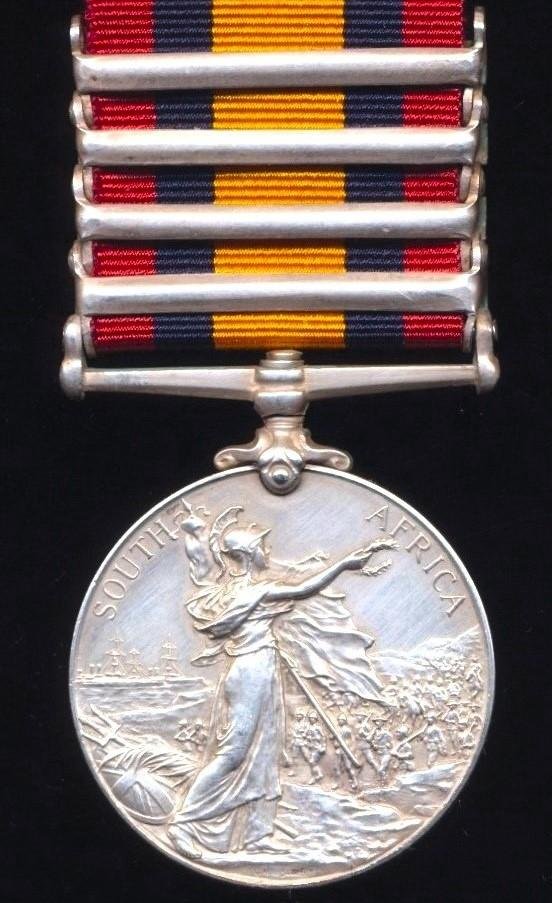 Queens South Africa Medal. Silver issue with 4 x clasps 'Cape Colony', 'Orange Free State', 'Transvaal' & 'South Africa 1901' (974 Pte. J. W. Napier. Cape Town Highrs:) — image 4