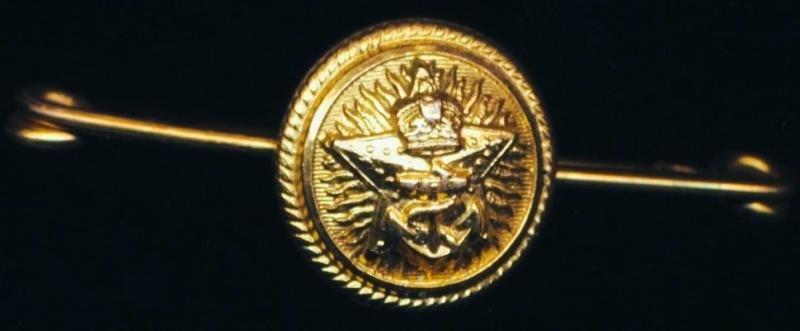 Royal Indian Marine (R.I.M.) /  Royal Indian Navy (R.I.N.). 'Sweetheart' brooch. Gilding metal. Circa 1914-1945 — image 3