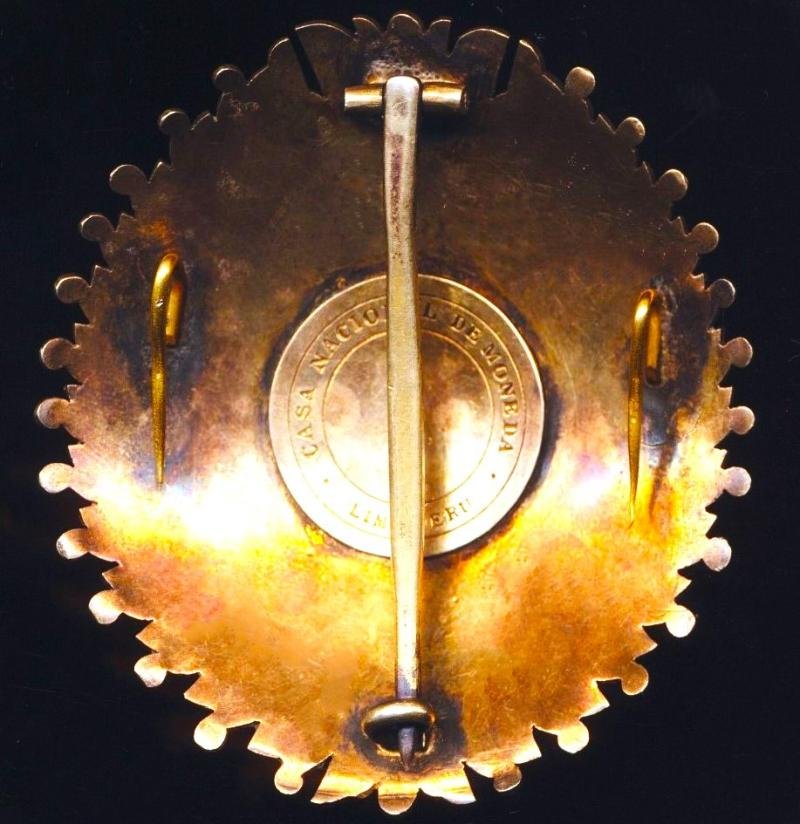 Peru: Order of Merit for Distinguished Service. 2nd Class Breast Star (Orden al Mérito por Servicios Distinguidos). Silver gilt & enamel — image 4