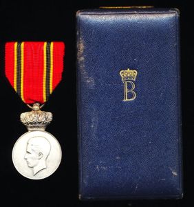Belgium: King Baudouin Royal Household Medal for Foreign Delegations. Second …