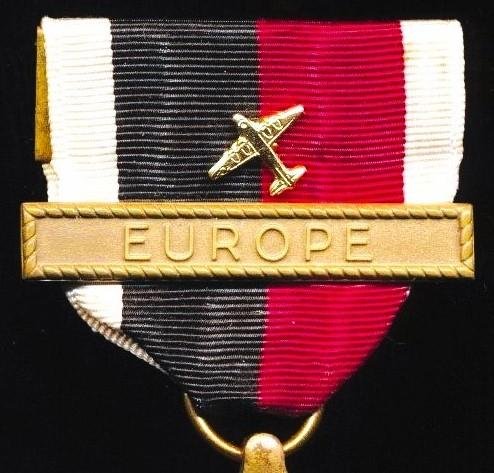 United States: Navy Occupation Service Medal 1945-1990. With clasp 'Europe' & 'Berlin Airlift' plane emblem on riband. With United States Navy reverse — image 3