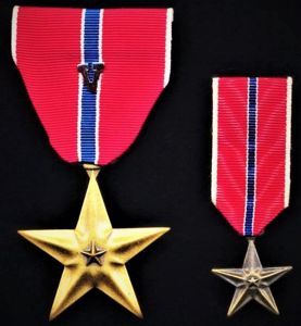 United States: Bronze Star Medal with silver 'V' valor emblem …