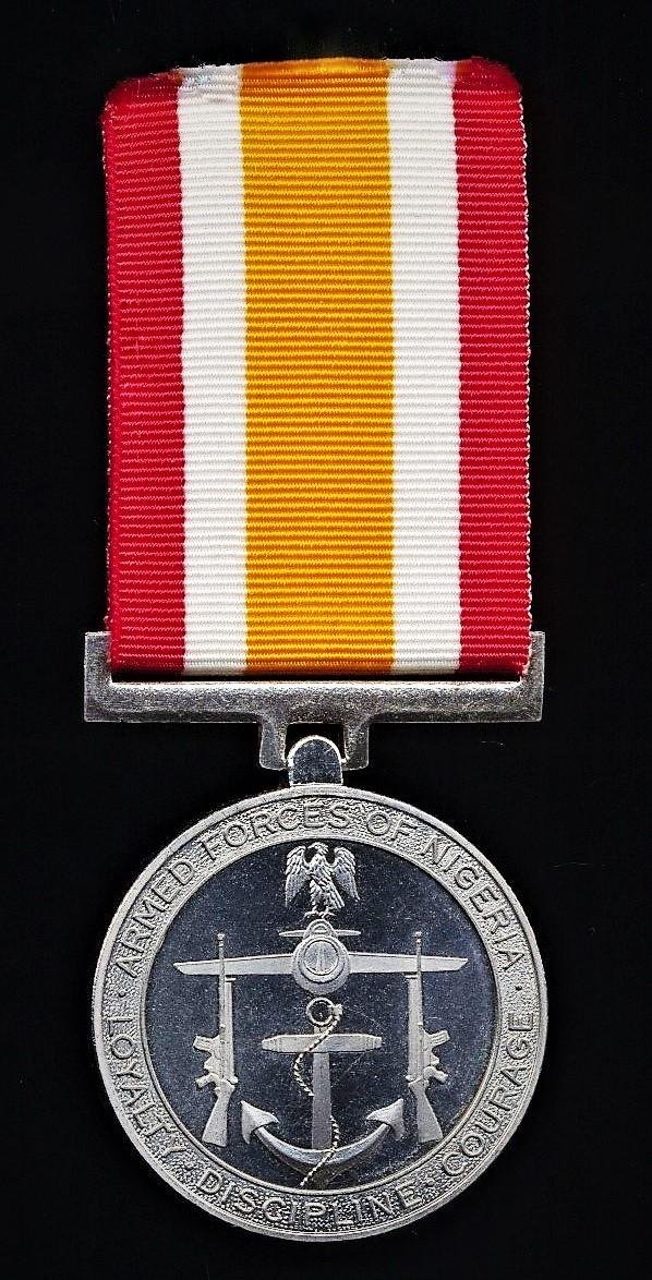 Nigeria (Republic): Defence Service Medal 1967-1970 — image 3