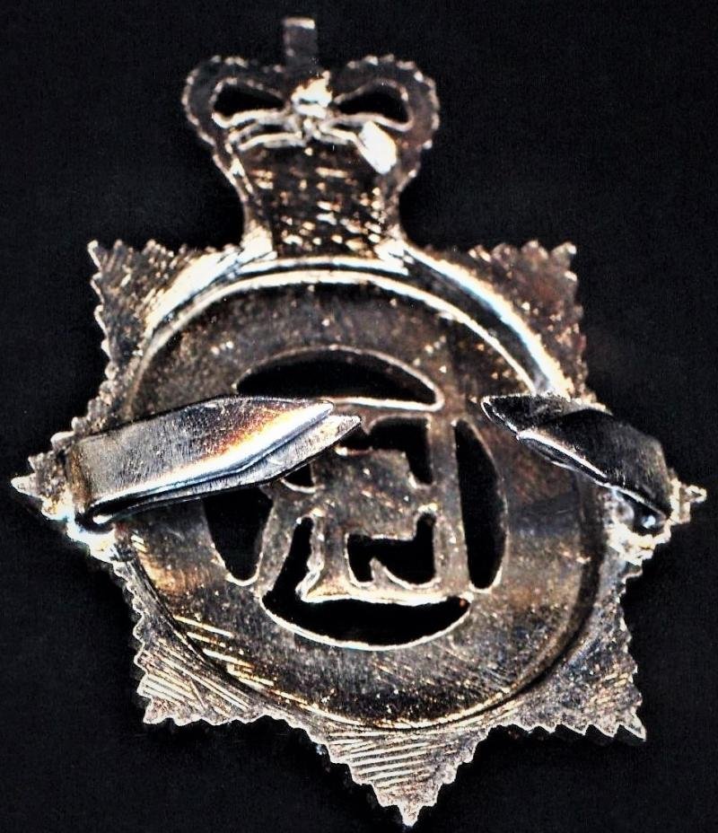 British Police: Thames Valley Constabulary. 'Senior Officer's' EIIR Queen's Crown cap badge. Chrome & enamel — image 2