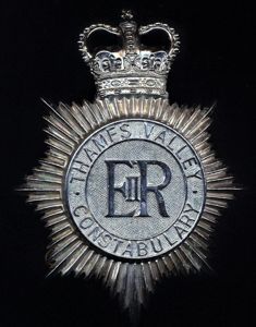 British Police: Thames Valley Constabulary. EIIR Queen's Crown 'Helmet' plate