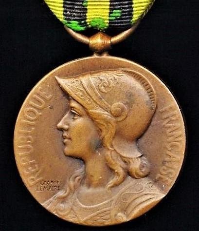 France: Franco-Prussian War Medal 1870-1871. 1st 'Ordnance' type (Medaille Commemorative De La Guerre 1870-1871) — image 2