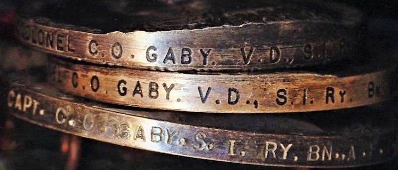 British India: South India Railway Battalion. Pair of Officer's English silver hallmarked regimental 'Collar Badges' — image 5