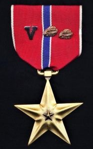 United States: Bronze Star Medal. With Silver 'V' Combat Valor …